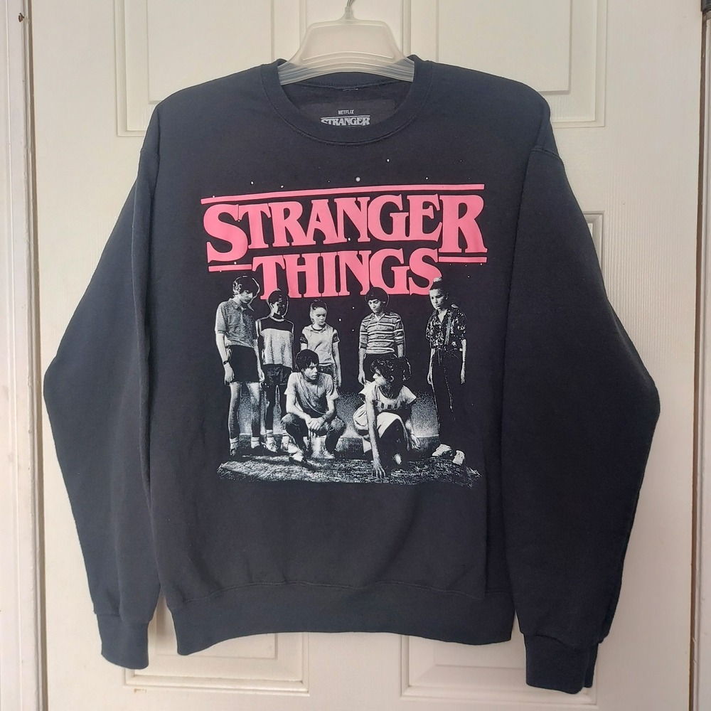 Netflix Stranger Things Graphic Sweatshirt Black Pink Logo Crewneck Medium